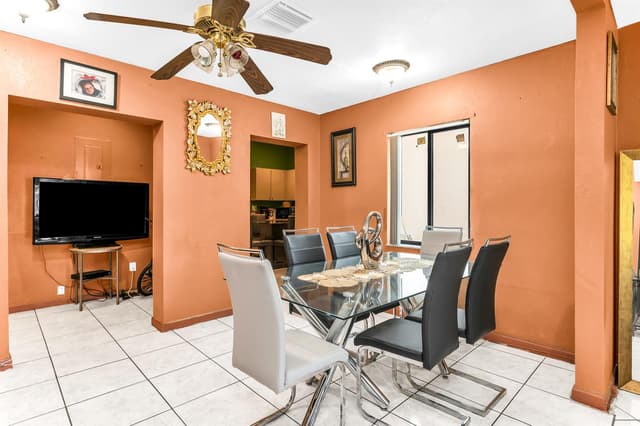 146 SE 5TH Avenue, Boynton Beach FL 33435 - Boynton Beach, FL - Photo 6