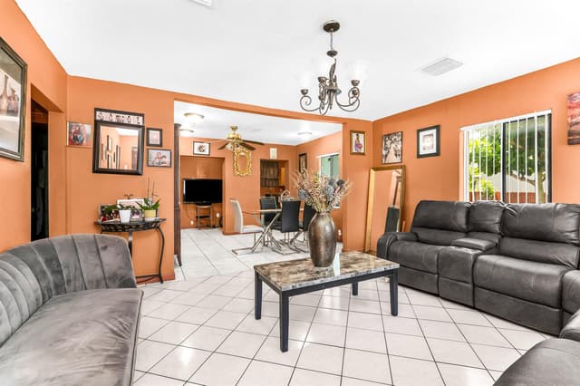 146 SE 5TH Avenue, Boynton Beach FL 33435 - Boynton Beach, FL - Photo 3