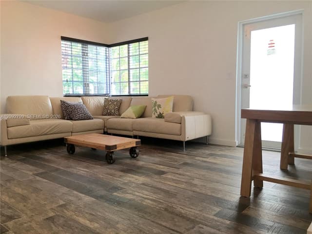 645 Michigan Ave # C, Miami Beach FL 33139 - Miami Beach, FL - Photo 2