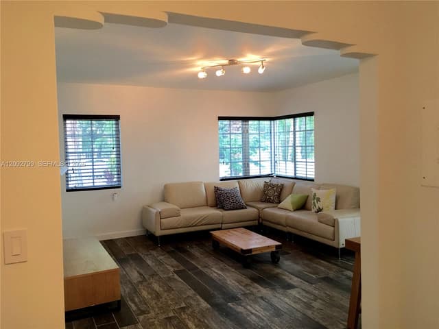 645 Michigan Ave # C, Miami Beach FL 33139 - Miami Beach, FL - Photo 3