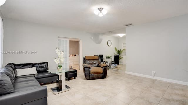 641 SW 62nd Ave, Miami FL 33144 - Miami, FL - Photo 5