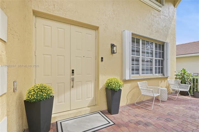 1612 Blue Jay Cir, Weston FL 33327 - Weston, FL - Photo 6