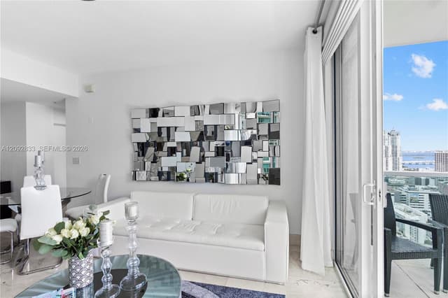 31 SE 5th St # 4018, Miami FL 33131 - Miami, FL - Photo 4