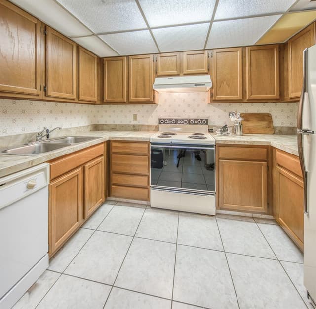 815 ANDREW REDDING Road # 302, Lantana FL 33462 - Lantana, FL - Photo 5