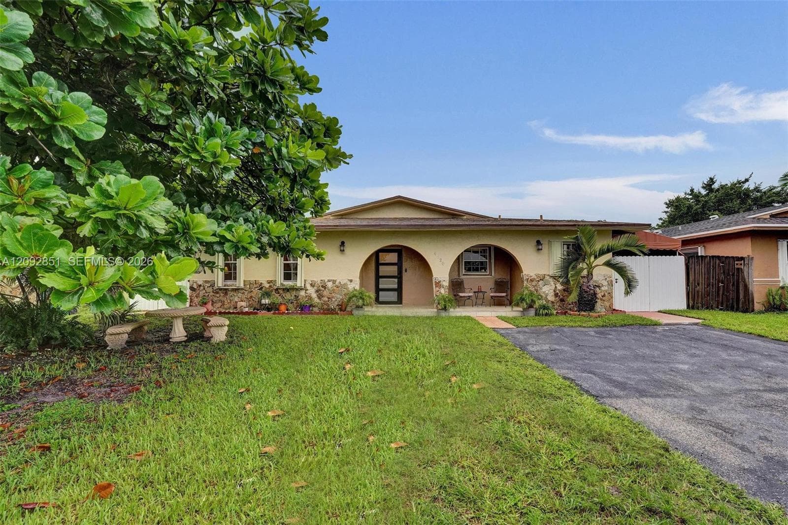 4620 SW 43rd Ter, Dania Beach FL 33314 - Dania Beach, FL - Photo 1