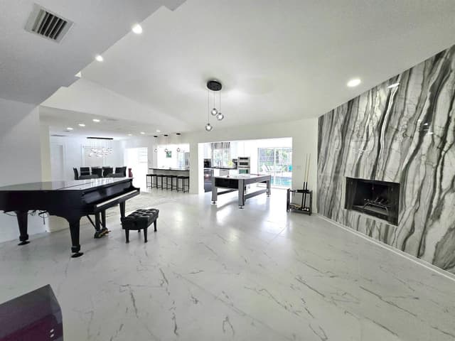 12231 Areaca Drive, Wellington FL 33414 - Wellington, FL - Photo 3
