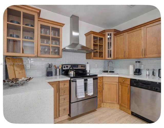 3811 NW 66th Ave, Virginia Gardens FL 33166 - Virginia Gardens, FL - Photo 3