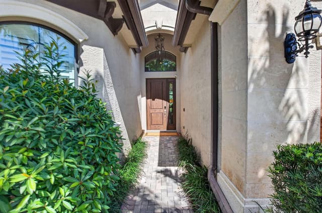 8931 Little Falls Way, Delray Beach FL 33446 - Delray Beach, FL - Photo 4