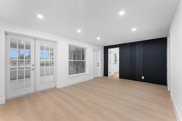 1891 RIDGE Road, FL 33408 - Photo 4