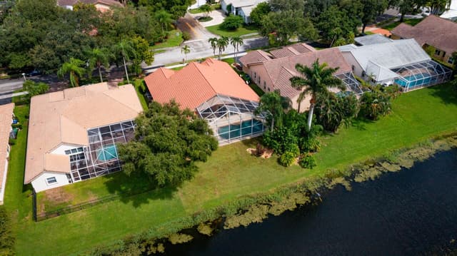 4900 NW 100TH Terrace, Coral Springs FL 33076 - Coral Springs, FL - Photo 2