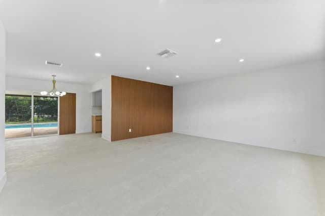 6873 S PLYMOUTH Drive S, Lake Worth FL 33462 - Lake Worth, FL - Photo 4