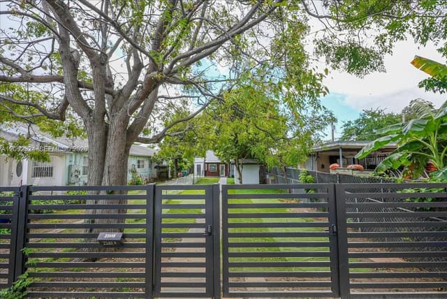 2388 NW 33rd St, Miami FL 33142 - Miami, FL - Photo 2