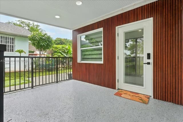 2388 NW 33rd St, Miami FL 33142 - Miami, FL - Photo 4