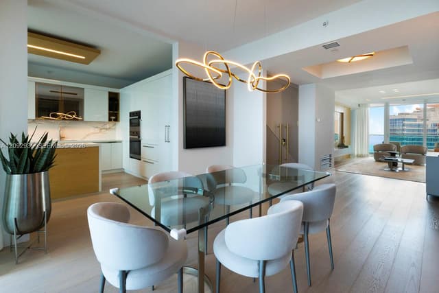 300 S Pointe Dr # 4206, Miami Beach FL 33139 - Miami Beach, FL - Photo 6