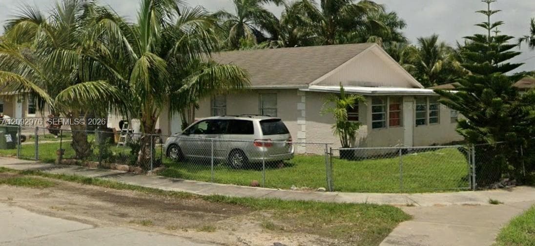 24 SW 17th Ave, Homestead FL 33030 - Homestead, FL - Photo 1
