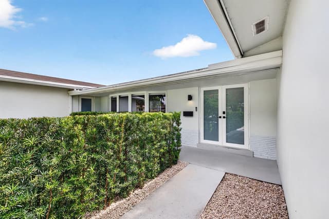 410 SW 55TH Terrace, Plantation FL 33317 - Plantation, FL - Photo 3