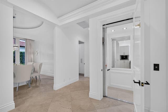 213 Vía Palacio, Palm Beach Gardens FL 33418 - Palm Beach Gardens, FL - Photo 7