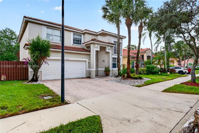 16424 Sapphire Pl, Weston FL 33331 - Weston, FL - Photo 4