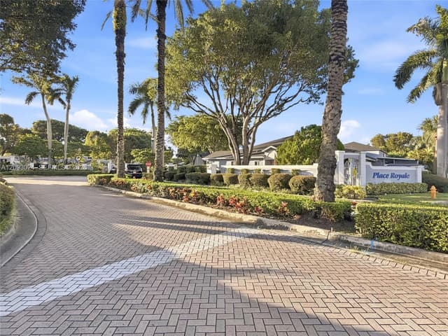 14270 SW 97th Ter, Miami FL 33186 - Miami, FL - Photo 3