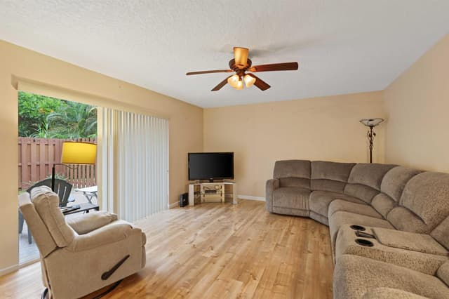 825 CENTER Street # 39D, Jupiter FL 33458 - Jupiter, FL - Photo 7