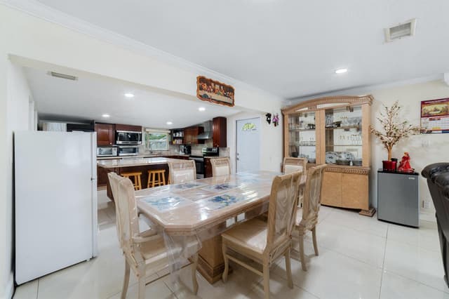 6635 Hope Street, Hollywood FL 33024 - Hollywood, FL - Photo 5