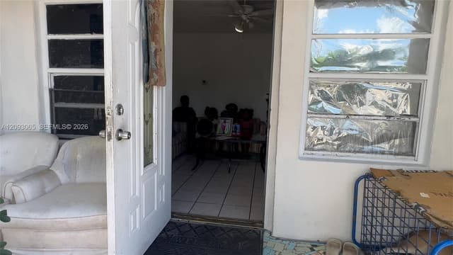 551 NE 159th St, Miami FL 33162 - Miami, FL - Photo 7