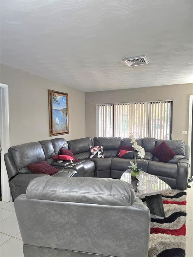 2420 N 59TH Terrace, Hollywood FL 33021 - Hollywood, FL - Photo 4