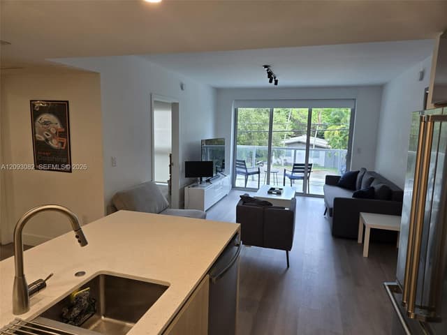 13800 Highland Dr # 207, North Miami Beach FL 33181 - North Miami Beach, FL - Photo 2