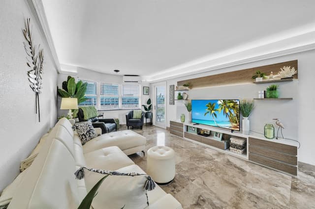 1536 SE 15TH Court # 404, Deerfield Beach FL 33441 - Deerfield Beach, FL - Photo 4