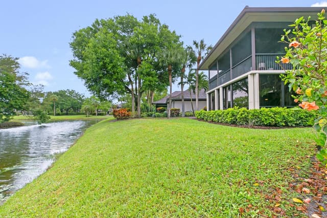 2735 Polo Island Drive E # K103, Wellington FL 33414 - Wellington, FL - Photo 2