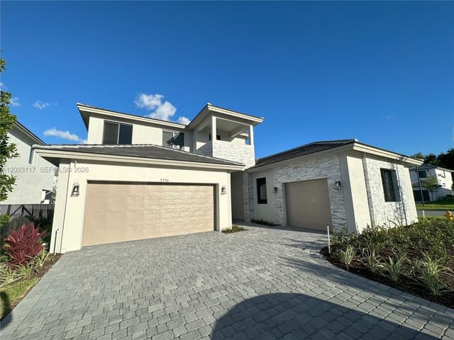 5796 SW 104th Ter, Cooper City FL 33328 - Cooper City, FL - Photo 2