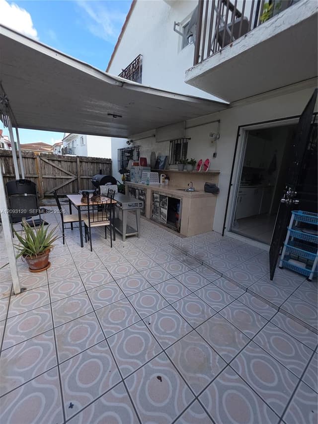 7673 W 29th Ln # 47, Hialeah FL 33018 - Hialeah, FL - Photo 2