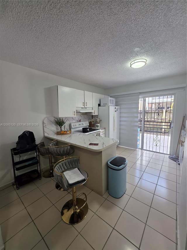 7673 W 29th Ln # 47, Hialeah FL 33018 - Hialeah, FL - Photo 5