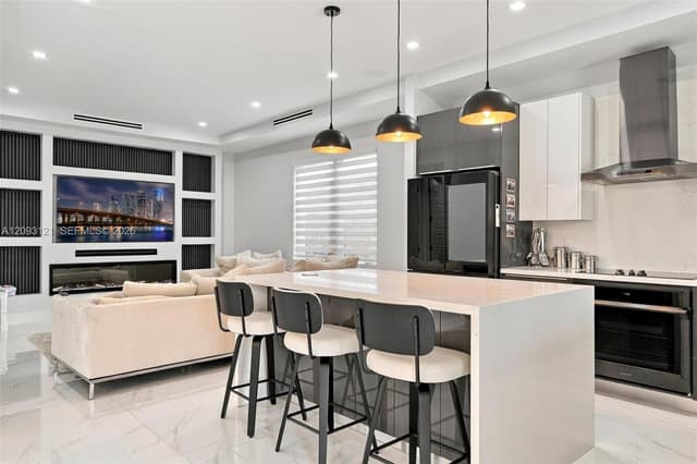5428 SW 152nd Place Cir, Miami FL 33185 - Miami, FL - Photo 2