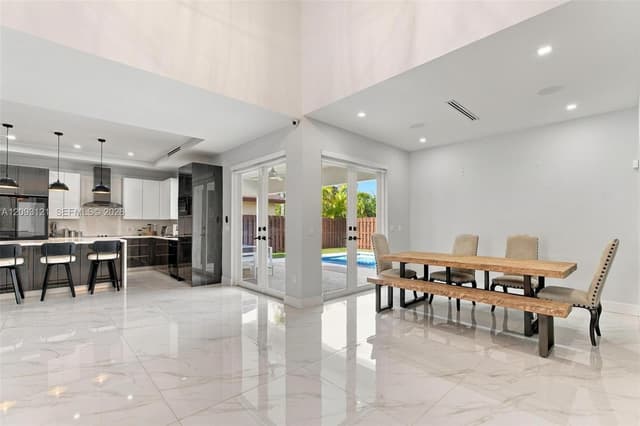 5428 SW 152nd Place Cir, Miami FL 33185 - Miami, FL - Photo 4