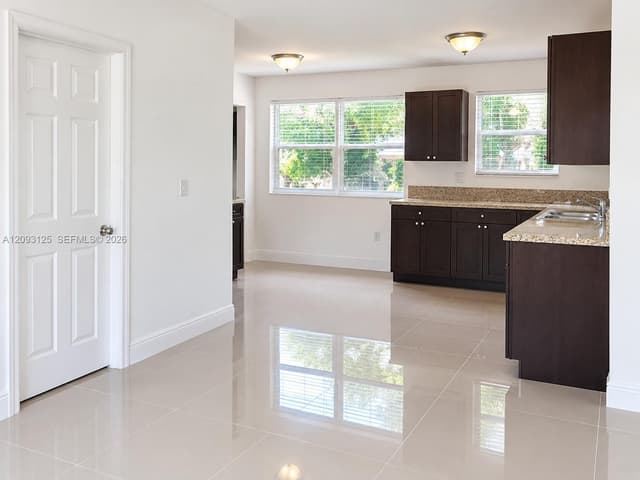 1788 NW 112th Ter, Miami FL 33167 - Miami, FL - Photo 4