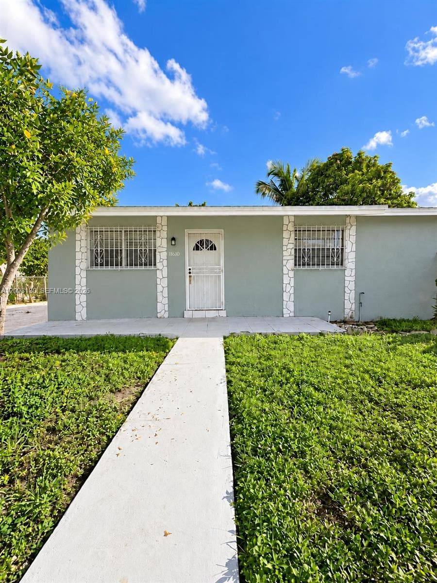 11610 SW 181st St, Miami FL 33157