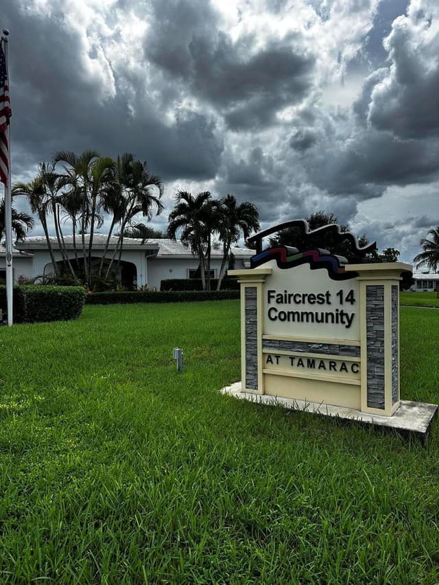 7009 NW 66th Terrace, Tamarac FL 33321 - Tamarac, FL - Photo 2