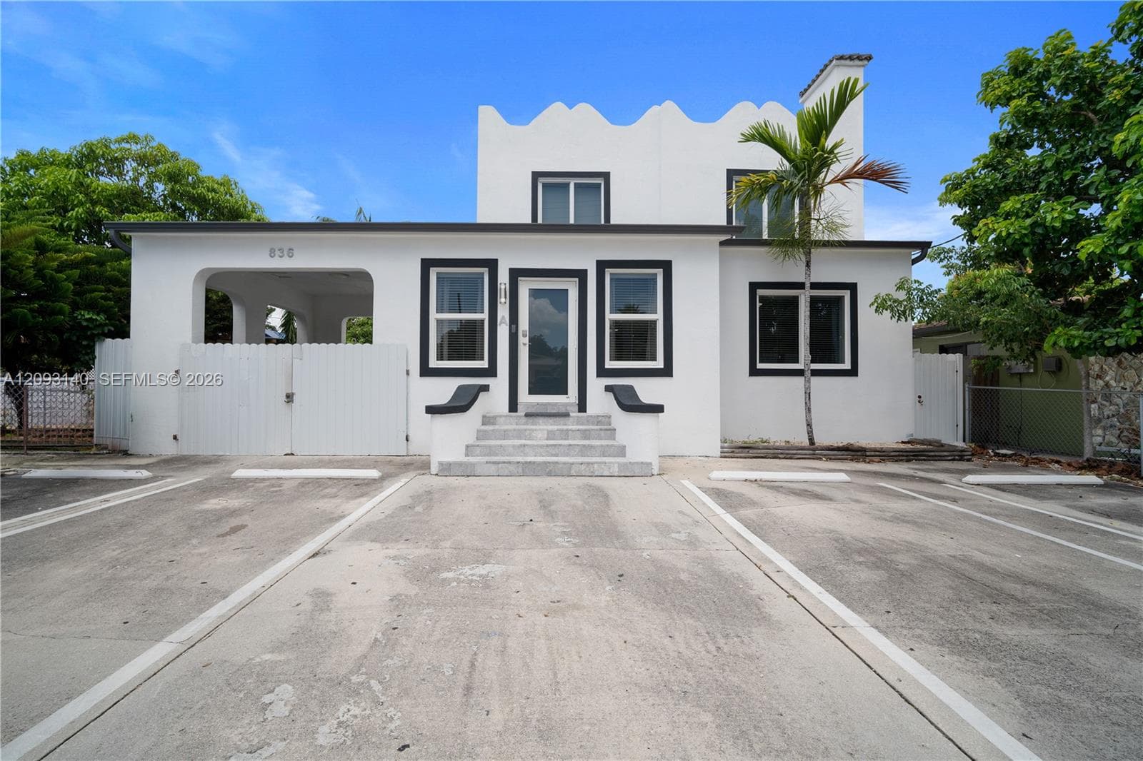 836 NW 33rd Ave, Miami FL 33125 - Miami, FL - Photo 1