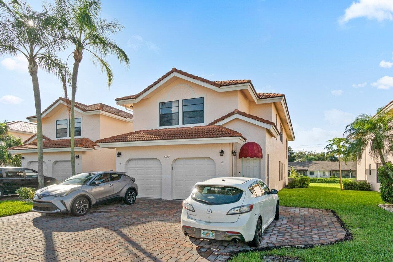 8682 Vía Reale, Boca Raton FL 33496 - Boca Raton, FL - Photo 1