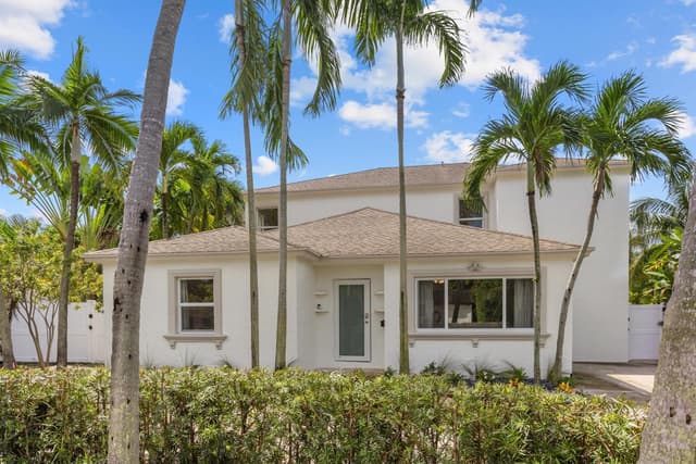 360 Gregory Road, West Palm Beach FL 33405 - West Palm Beach, FL - Photo 2