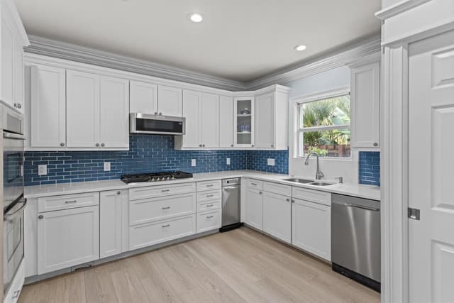 360 Gregory Road, West Palm Beach FL 33405 - West Palm Beach, FL - Photo 6
