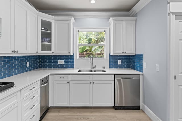 360 Gregory Road, West Palm Beach FL 33405 - West Palm Beach, FL - Photo 7