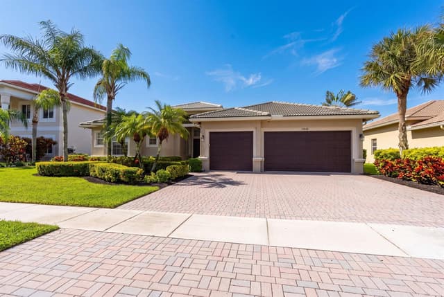 11848 Osprey Point Circle, Wellington FL 33449 - Wellington, FL - Photo 2