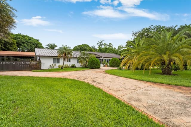 8700 SW 97th Ter, Miami FL 33176 - Miami, FL - Photo 2