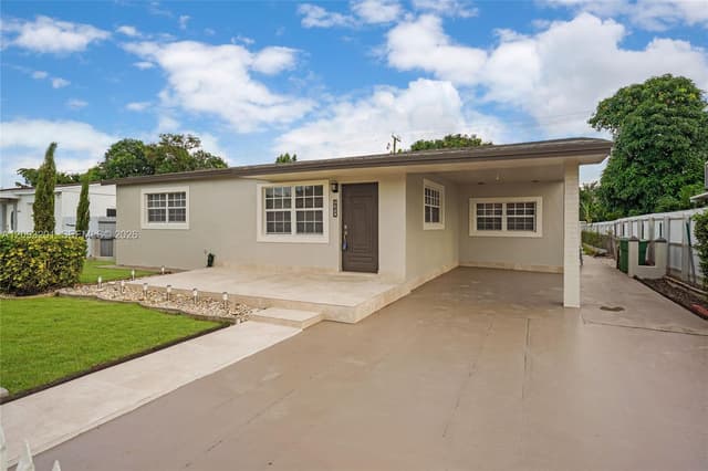 1250 W 34th St, Hialeah FL 33012 - Hialeah, FL - Photo 2