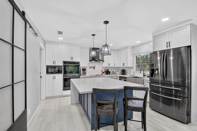 8613 WINDY Circle, Boynton Beach FL 33472 - Boynton Beach, FL - Photo 6