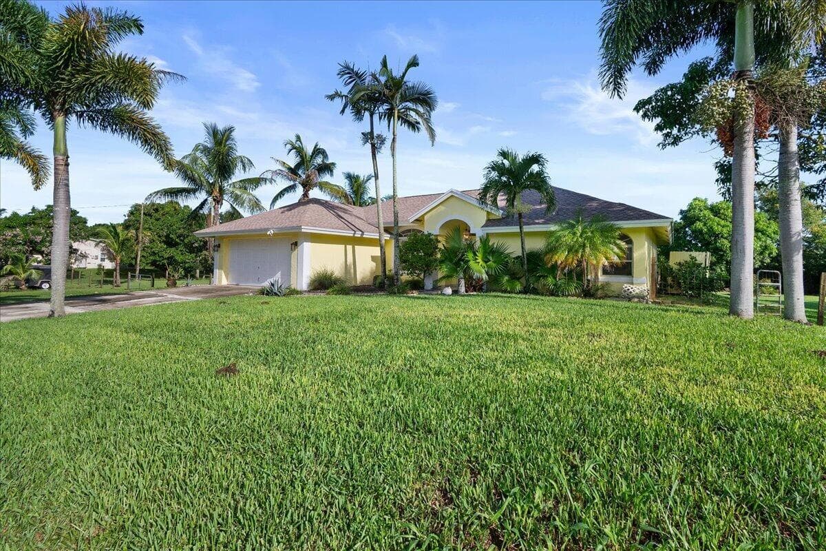 17713 32nd Lane N, Loxahatchee FL 33470 - Loxahatchee, FL - Photo 1