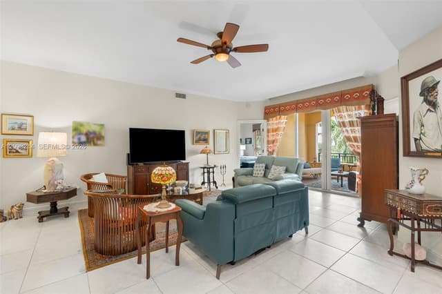 16101 Emerald Estates Dr # 448, Weston FL 33331 - Weston, FL - Photo 2