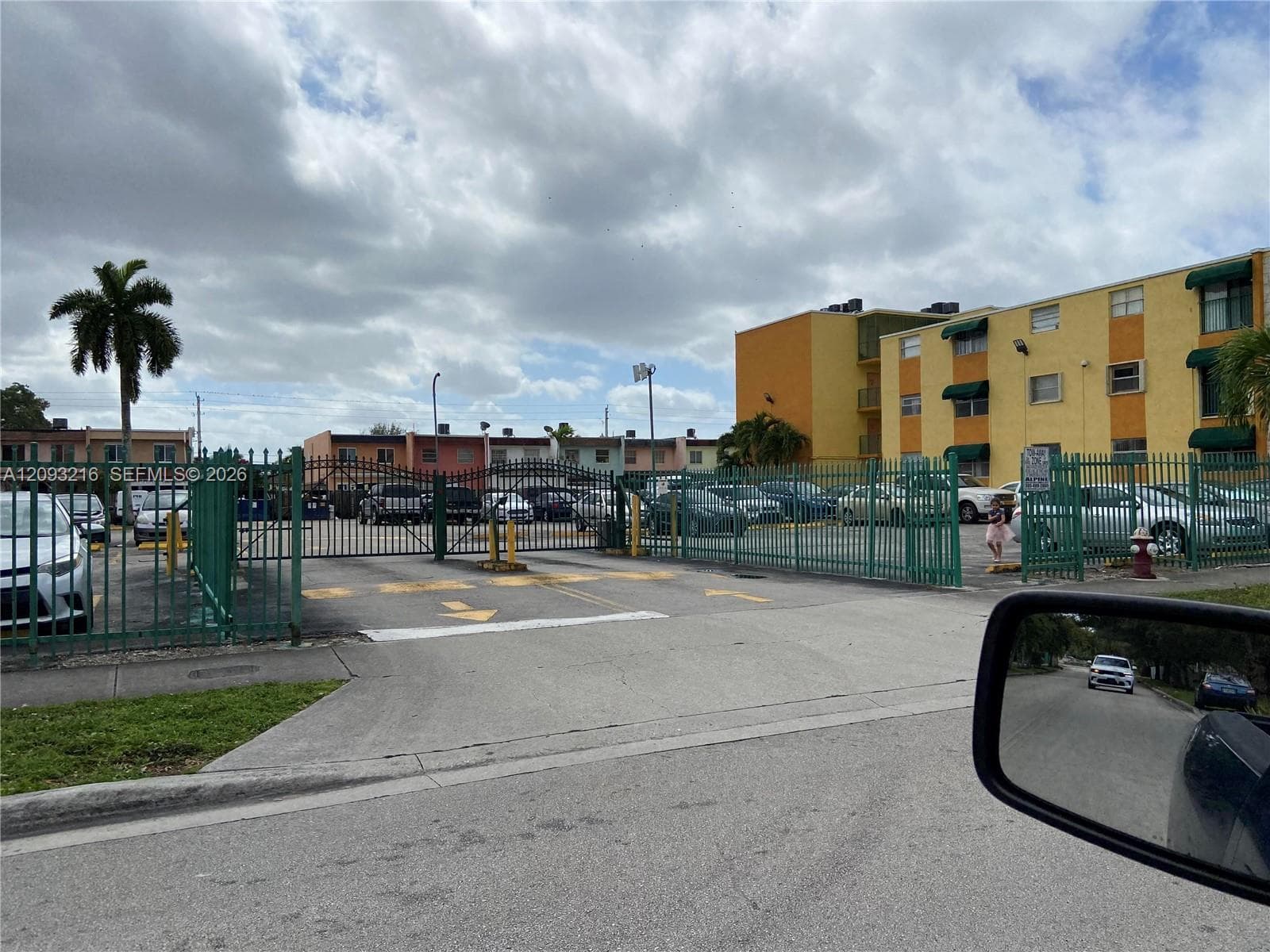 666 W 81st St # 127, Hialeah FL 33014 - Hialeah, FL - Photo 1